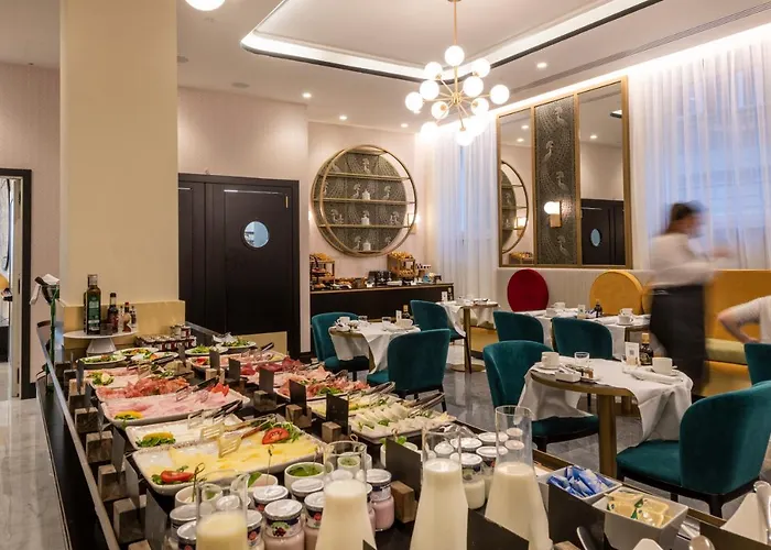 H10 Palazzo Galla Hotel 4*