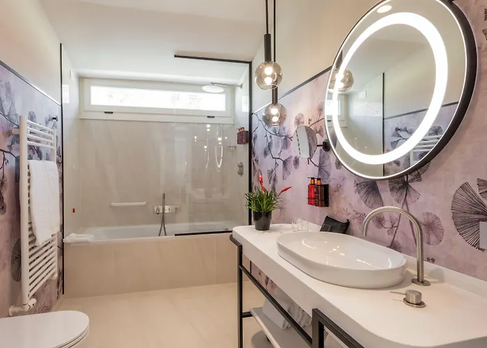 H10 Palazzo Galla 4*