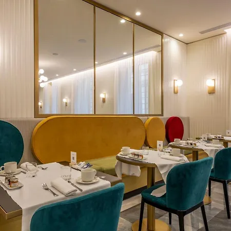 H10 Palazzo Galla 4* Řím