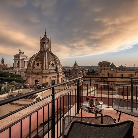 H10 Palazzo Galla 4*
