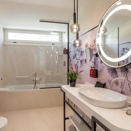 H10 Palazzo Galla 4*
